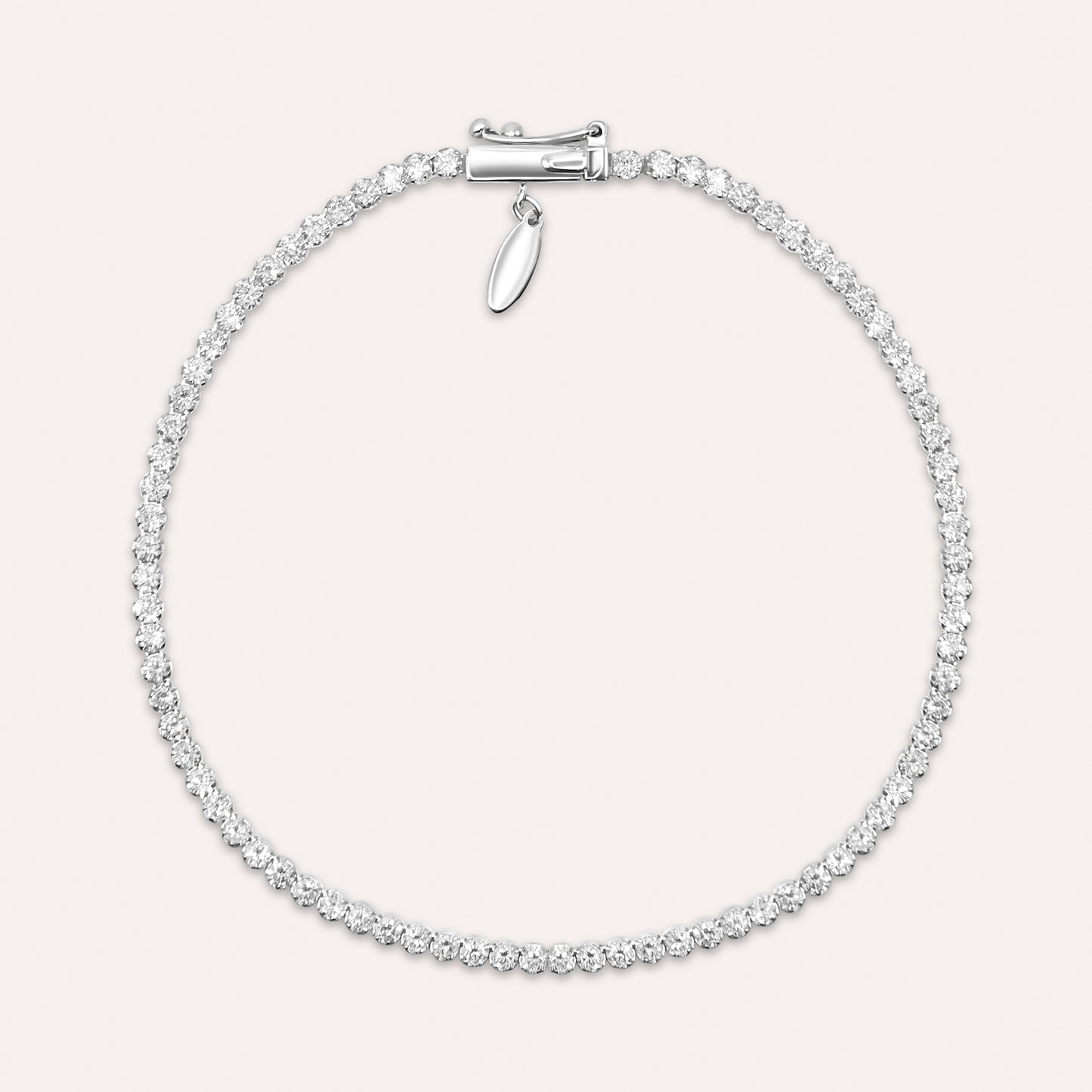 Diamond and white gold tennis bracelet