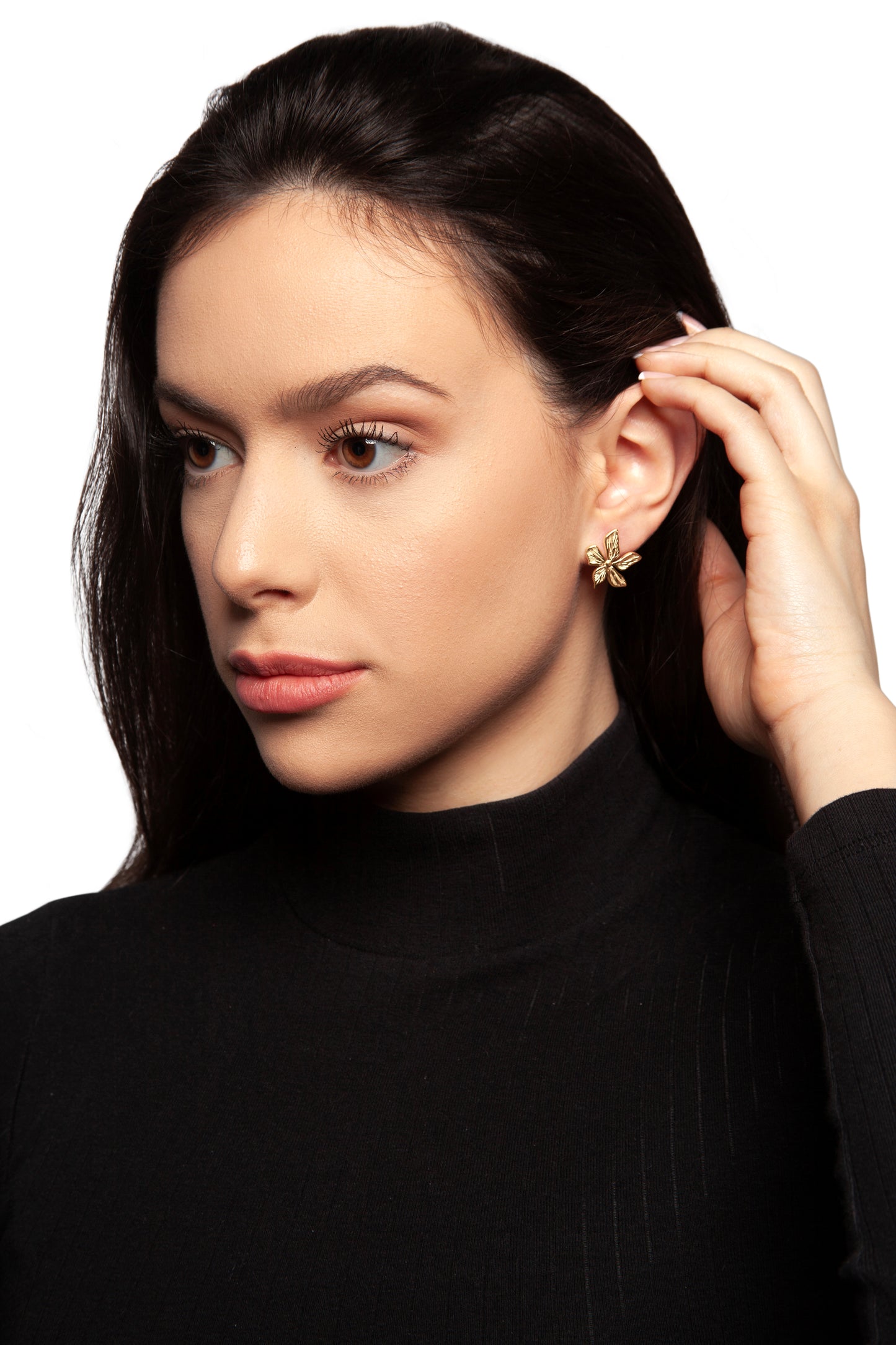 Hollow Geometric Pearl Earrings
