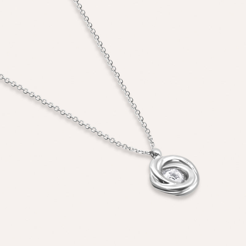 Diamond and gold flower solitaire necklace