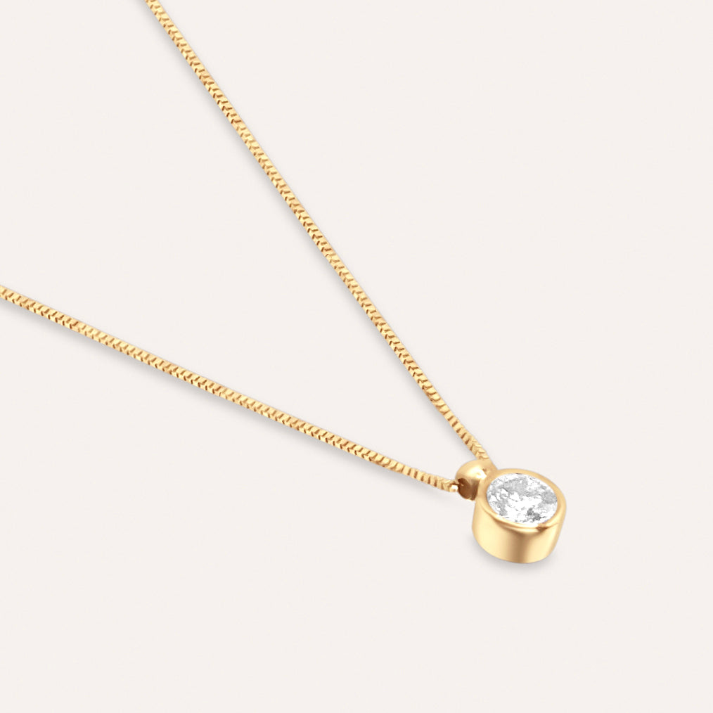 Diamond and gold solitaire necklace