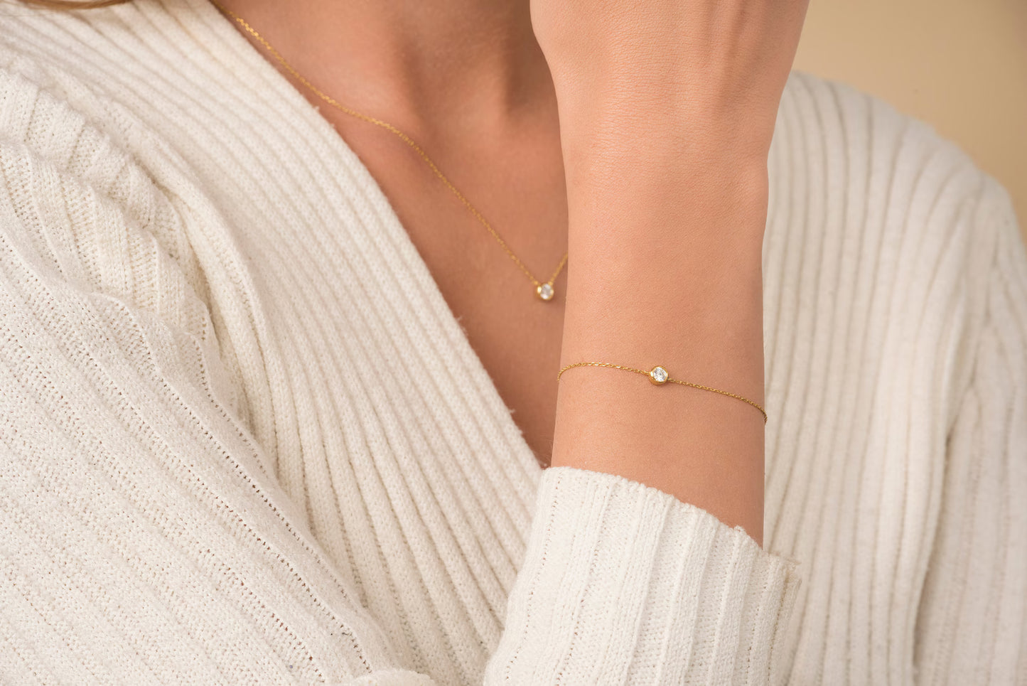 Diamonds and gold solitaire large Elia bracelet